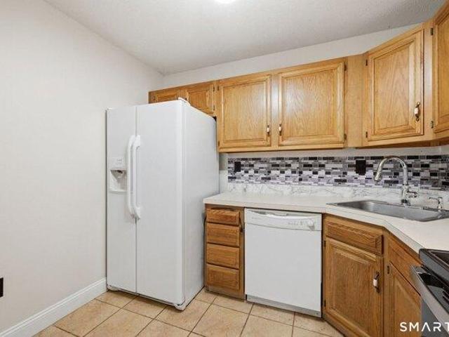Condo for sale in South Windsor, Connecticut