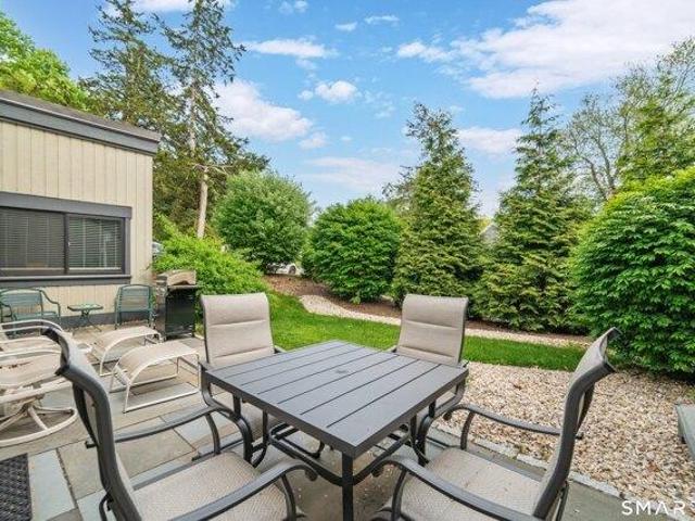 Condo for sale in Southbury, Connecticut
