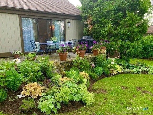Condo for sale in Southbury, Connecticut
