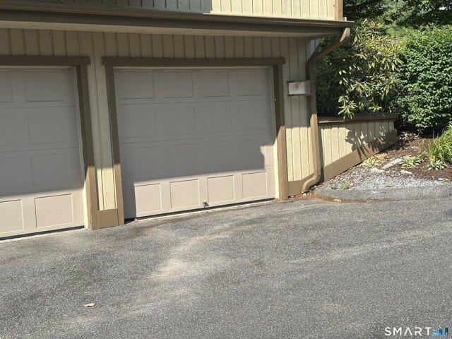 Condo for sale in Southbury, Connecticut