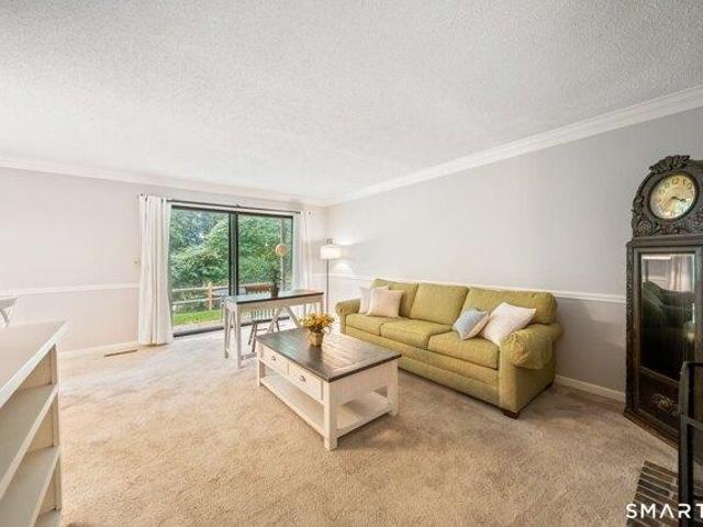 Condo for sale in Southbury, Connecticut