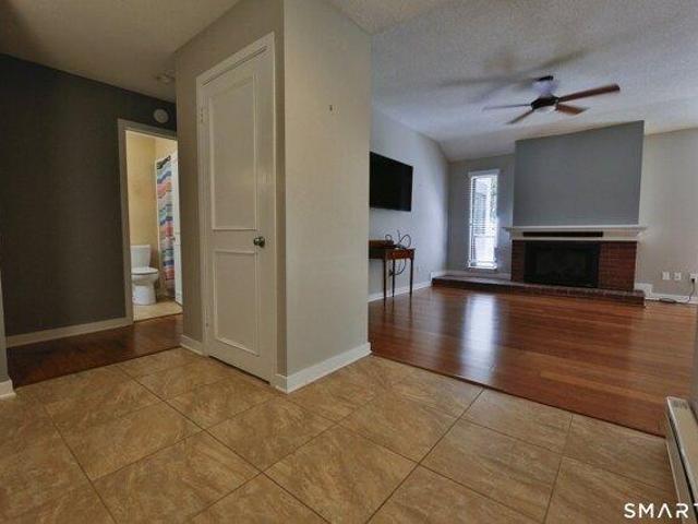 Condo for sale in Southbury, Connecticut