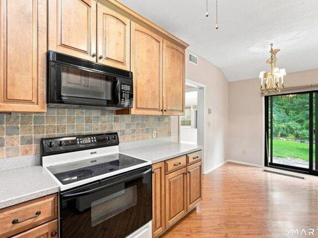 Condo for sale in Southbury, Connecticut