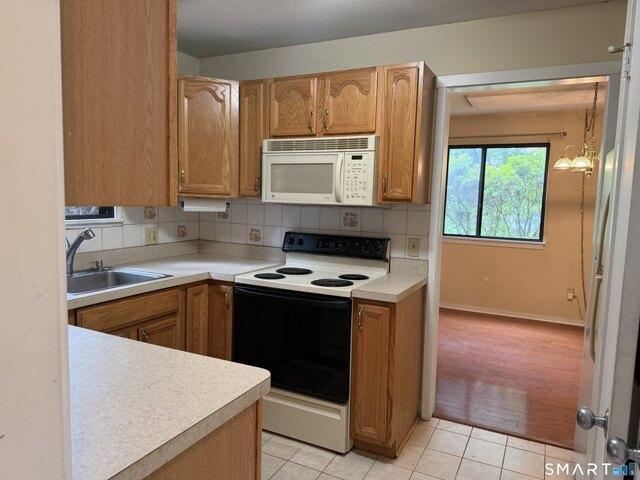 Condo for sale in Southbury, Connecticut