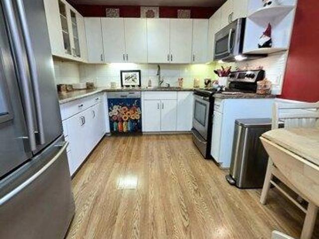 Condo for sale in Southbury, Connecticut
