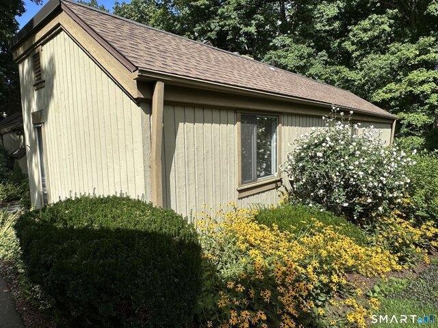 Condo for sale in Southbury, Connecticut