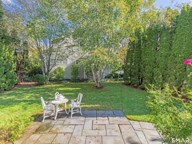 Condo for sale in Southbury, Connecticut