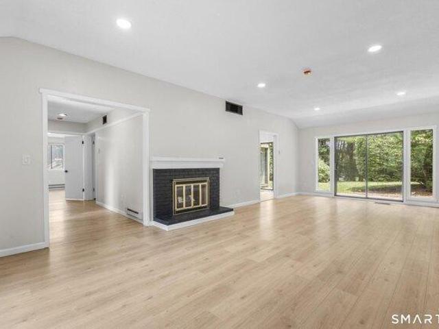 Condo for sale in Heritage Village, Southbury