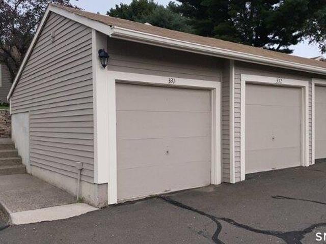 Condo for sale in Southington, Connecticut