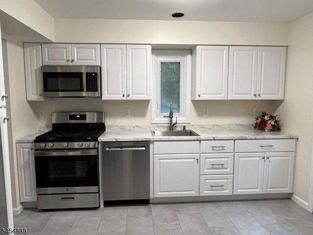 Condo for sale in Sparta, New Jersey