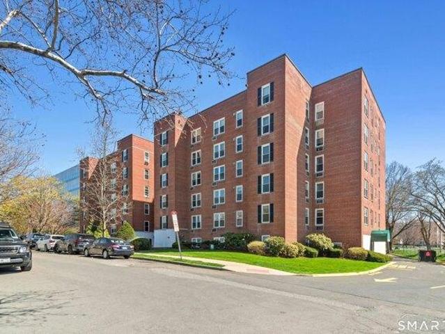 Condo for sale in Cos Cob, Connecticut