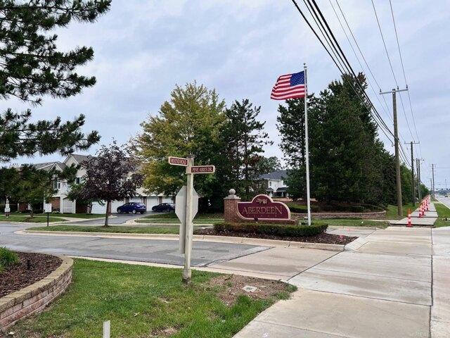Condo for sale in Sterling Heights, Michigan
