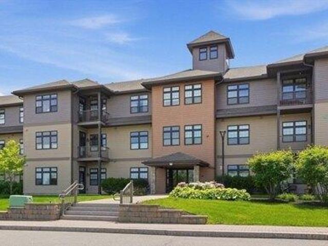 Condo for sale in Stoneham, Massachusetts
