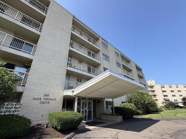 Condo for sale in Stoneham, Massachusetts