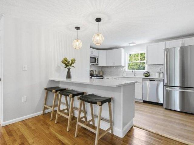 Condo for sale in Stoneham, Middlesex County
