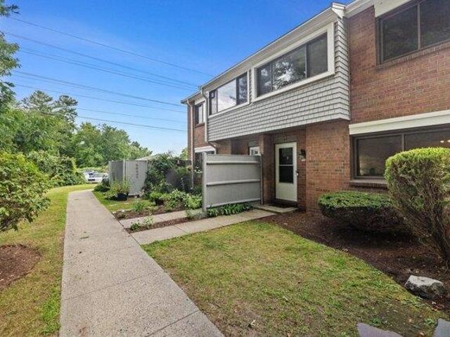Condo for sale in Stoughton, Massachusetts