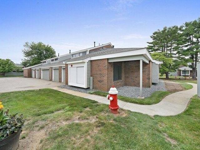 Condo for sale in Stoughton, Norfolk County