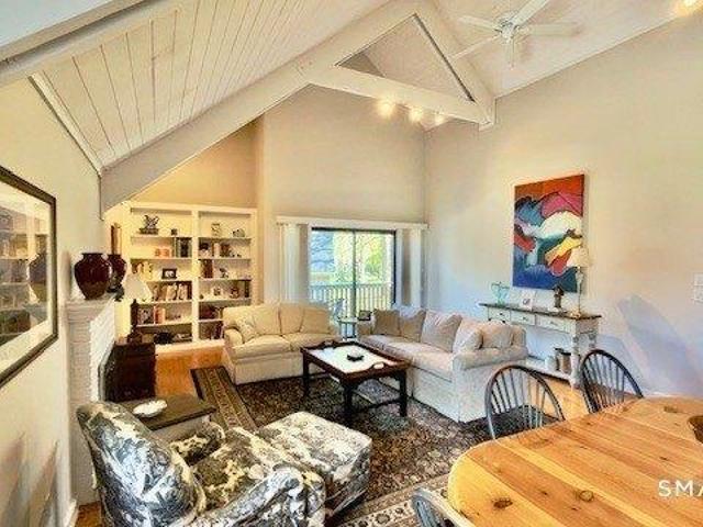 Condo for sale in Stratford, Connecticut