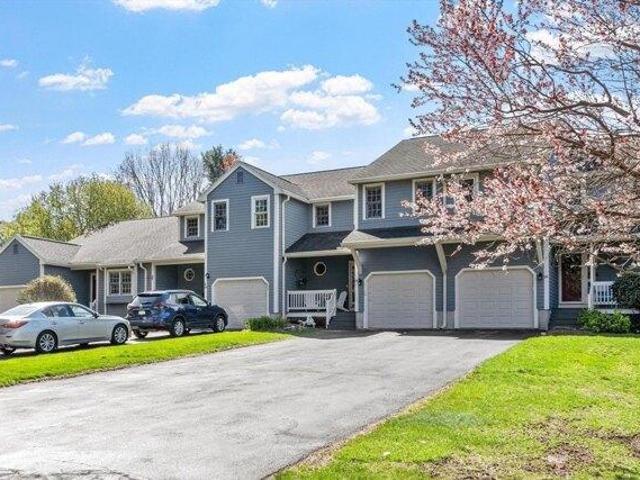 Condo for sale in Fiskdale, Massachusetts