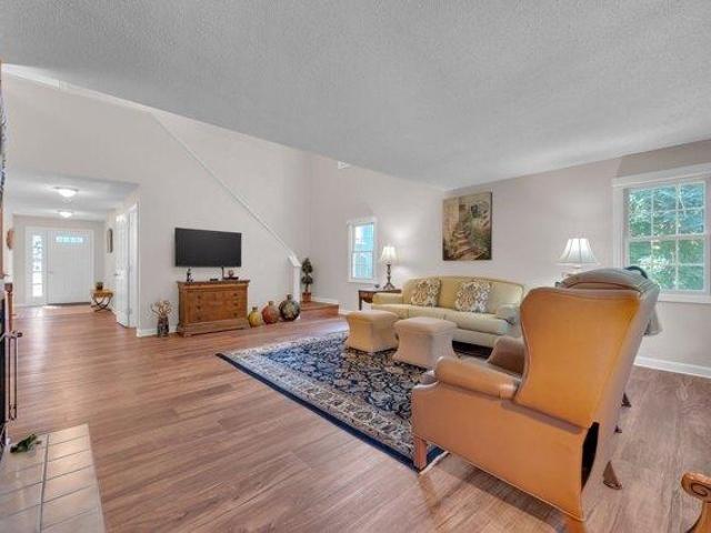 Condo for sale in Sturbridge Common Historic District, Sturbridge