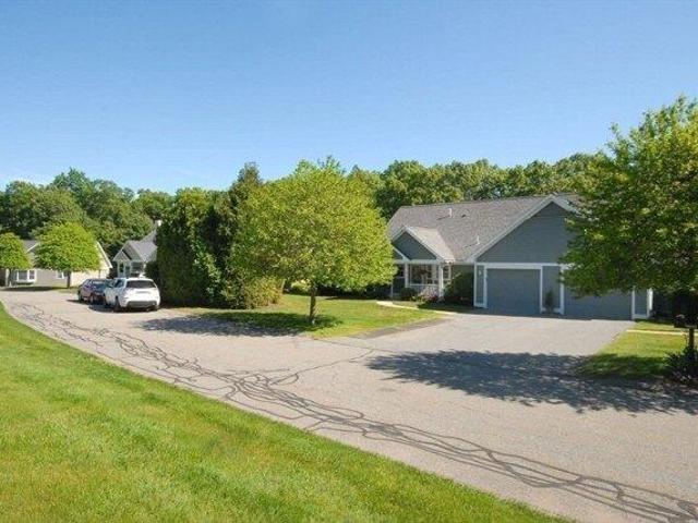 Condo for sale in Sudbury, Massachusetts