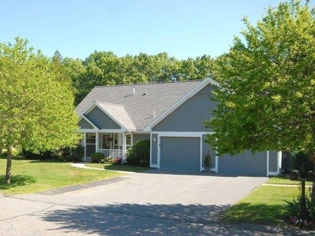 Condo for sale in Sudbury, Massachusetts