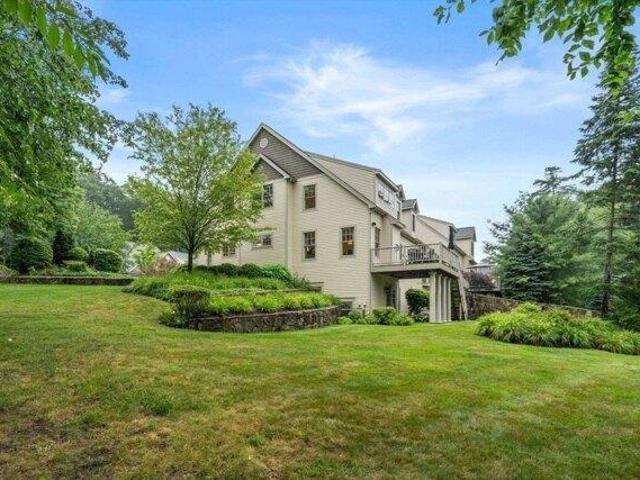 Condo for sale in Sudbury, Massachusetts