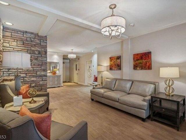 Condo for sale in Summit, New Jersey