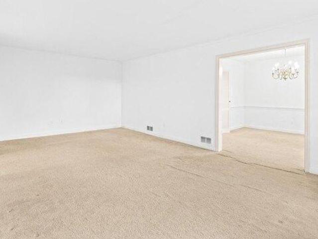 Condo for sale in Summit, New Jersey