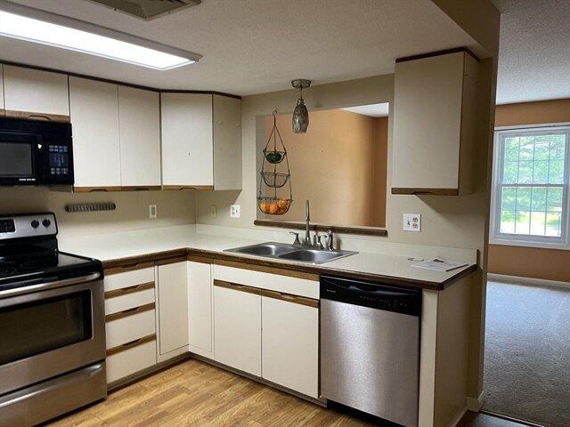 Condo for sale in Sutton, Massachusetts