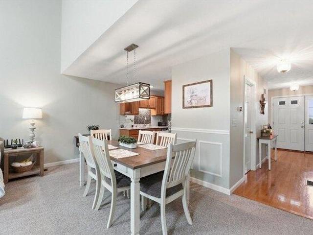 Condo for sale in Sutton, Massachusetts