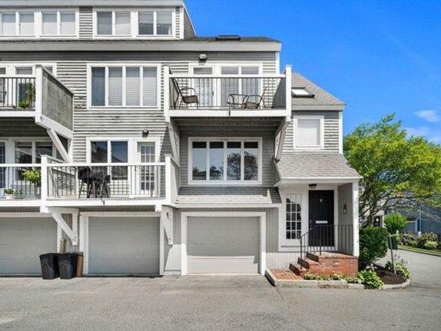 Condo for sale in Swampscott, Massachusetts