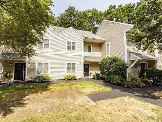 Condo for sale in Bristol, Massachusetts