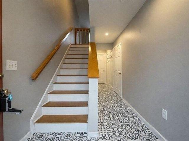 Condo for sale in Tewksbury, Massachusetts