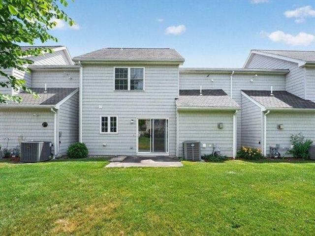 Condo for sale in Tewksbury, Massachusetts