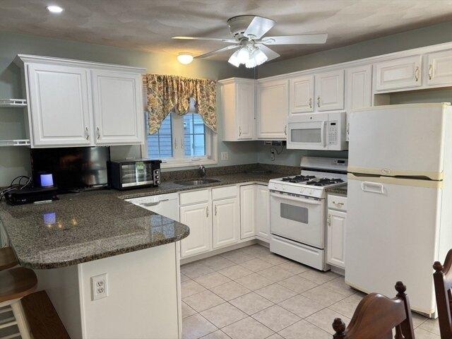 Condo for sale in Tewksbury, Massachusetts