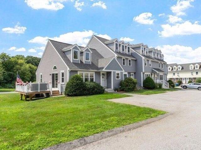 Condo for sale in Tewksbury, Massachusetts