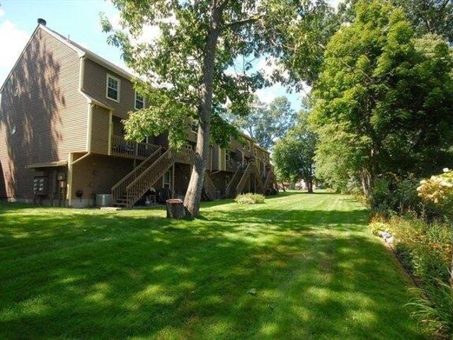 Condo for sale in Tewksbury, Massachusetts