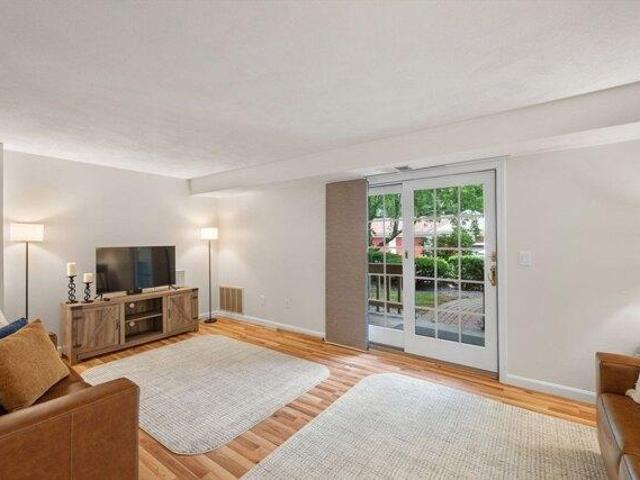 Condo for sale in Tewksbury, Massachusetts