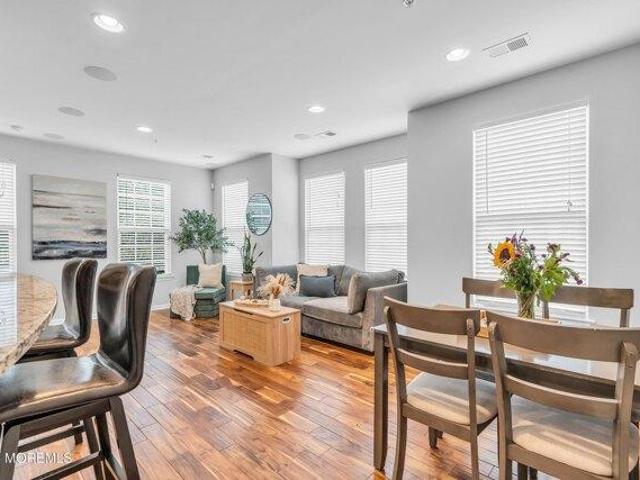 Condo for sale in Monmouth, New Jersey