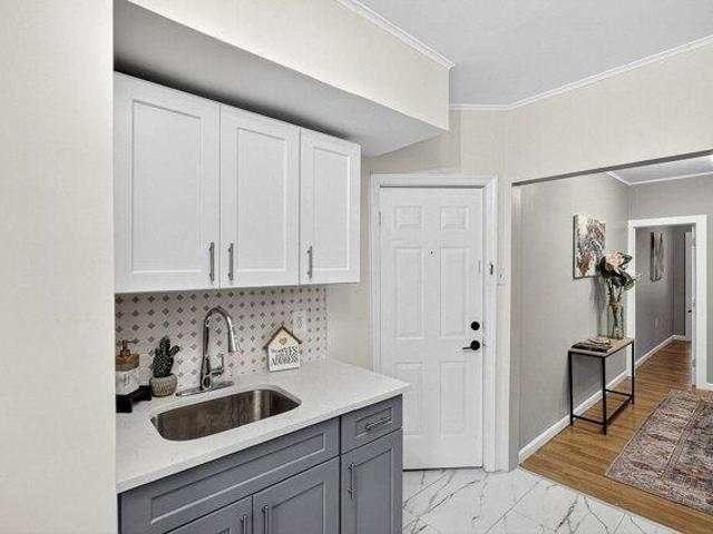 Condo for sale in Hudson, New Jersey