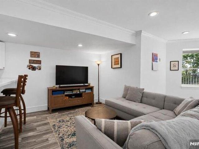 Condo for sale in Hudson, New Jersey