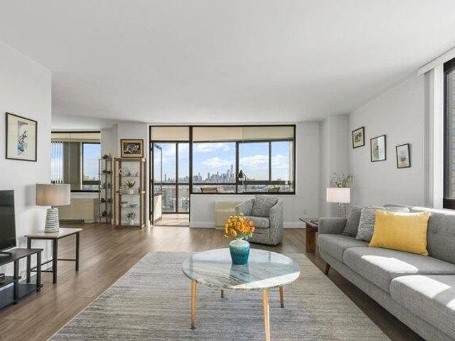 Condo for sale in Union City, Hudson County