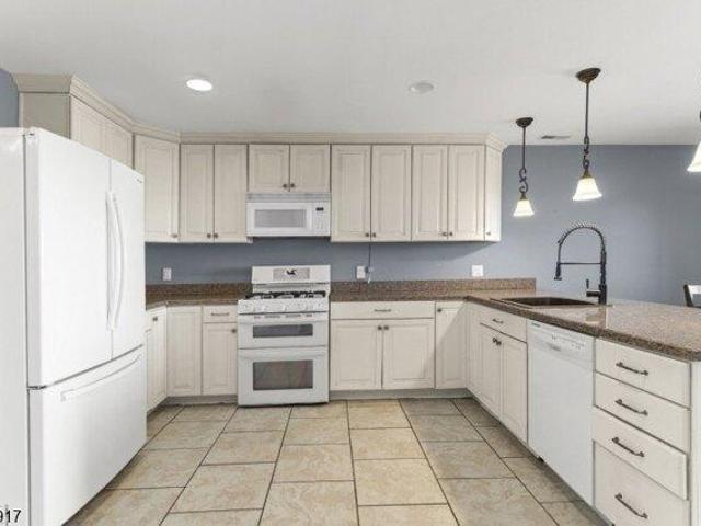 Condo for sale in Glenwood, New Jersey