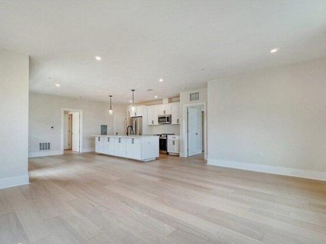 Condo for sale in Wakefield, Massachusetts