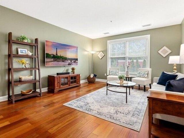 Condo for sale in Wakefield, Massachusetts
