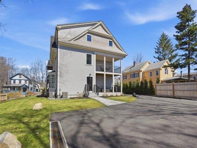 Condo for sale in Wakefield, Massachusetts