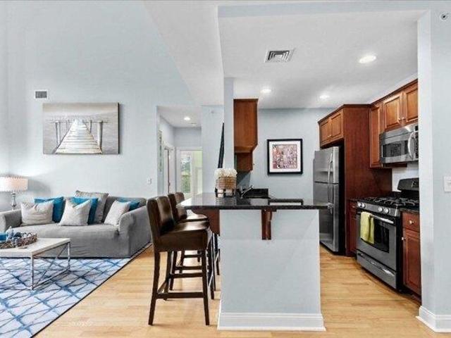 Condo for sale in Wakefield, Massachusetts