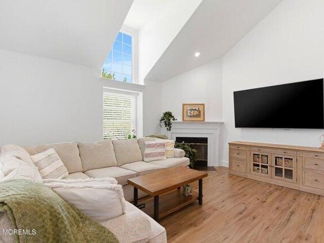Condo for sale in Monmouth, New Jersey