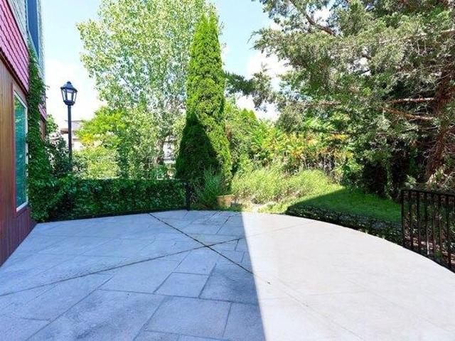 Condo for sale in Walpole Town Center, Walpole